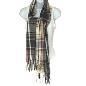 H&M Scarf Plaid Tartan Soft Gray Cream 20" x 71" Fringe Recycled Polyester New